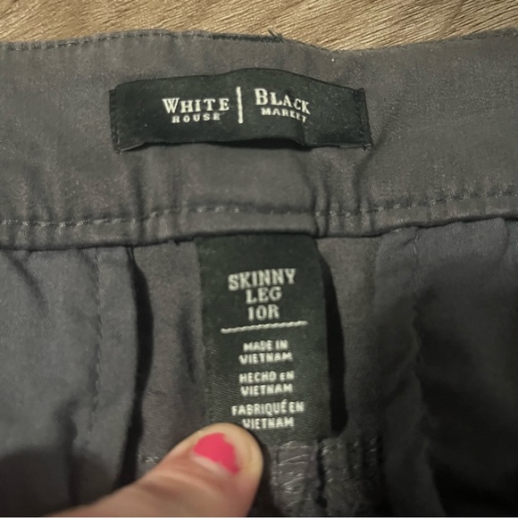 White House Black Market Grey Cargo Zippered Ankle Skinny Jeans; 10R - Picture 5 of 12